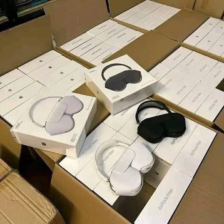 Apple AirPods Max Wholesale Pallet - Image 2
