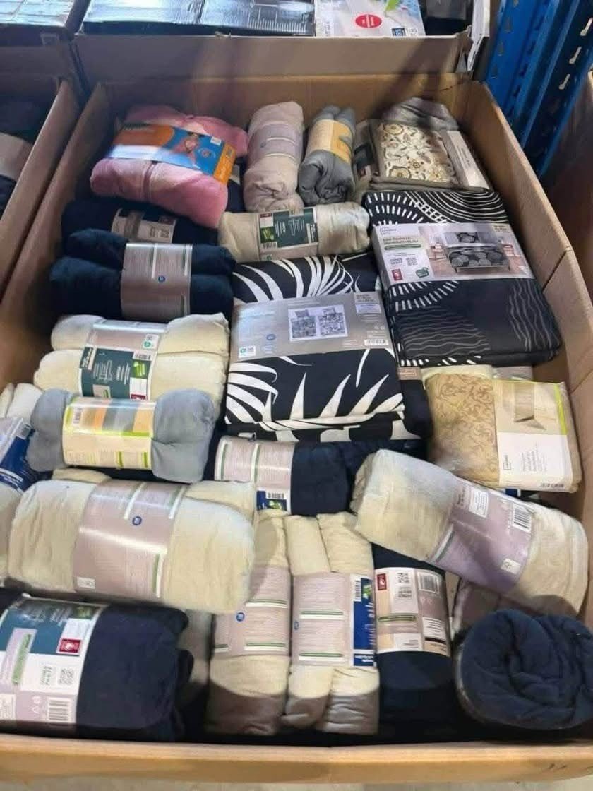 Mixed Bedding & Home Textiles Wholesale Pallet - Image 2