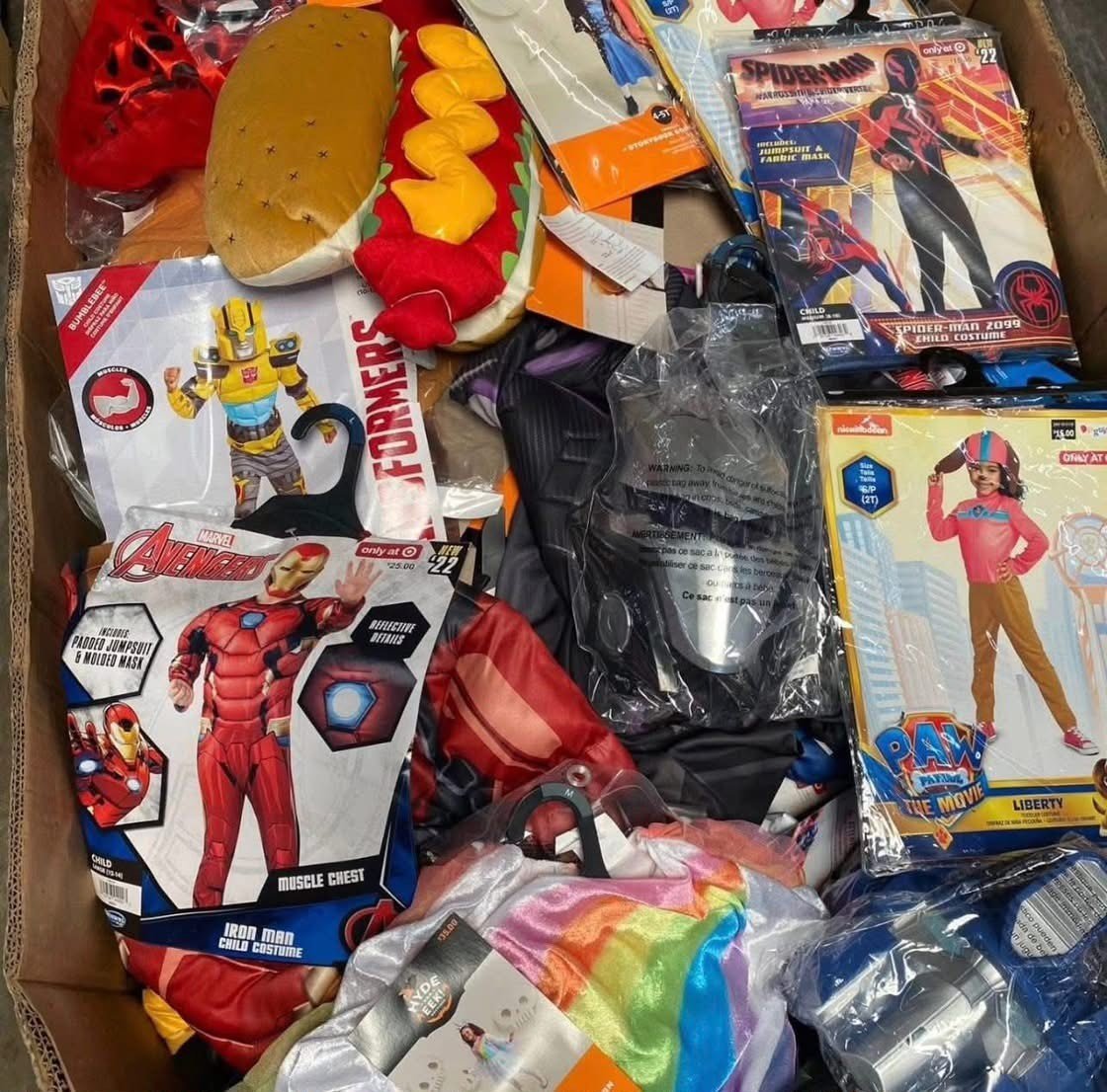 TGT HALLOWEEN COSTUMES Wholesale Pallet - Image 2